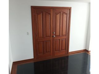 Foto 5 de Cumbayá, Casa en Renta, 230m2, 4 Habitaciones