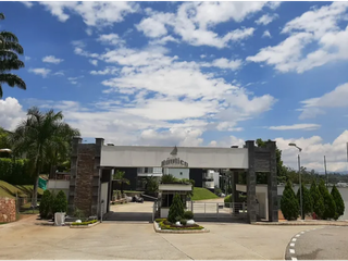 Foto 2 de EN VENTA CASA CABAÑA EN NAUTICA RUITOQUE GOLF CONDOMINIO