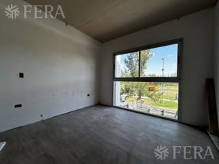 Foto 10 de Venta Departamento 3 ambientes con balcón y cochera en Nuevo Quilmes Externo -  Bernal