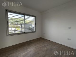 Foto 10 de Venta Departamento 3 ambientes con cochera y jardín en Nuevo Quilmes Externo - Bernal