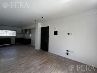 Foto 6 de Venta Departamento 3 ambientes con cochera y jardín en Nuevo Quilmes Externo - Bernal