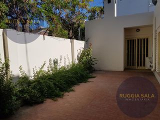 Foto 5 de Casa - Área Centro Oeste