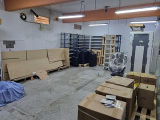 Foto 6 de Local en Esc.-Centro