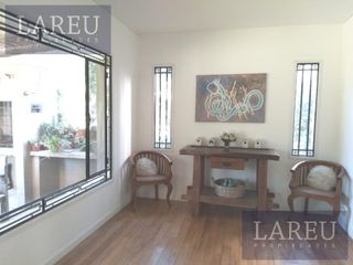Foto 3 de Casa en Venta con renta, Barrio La Legua