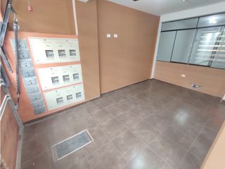 Foto 10 de SAN JUAN DE MIRAFLORES - VENTA DEPARTAMENTO + COCHERA - ÁREA 60m2
