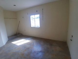 Foto 7 de LOCAL EN VENTA BARRIO GARZONES |1732