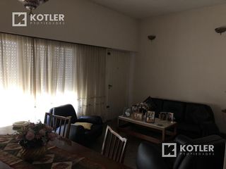 Foto 2 de Casa - Temperley Oeste