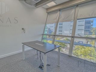 Foto 23 de Formidable Oficina corporativa en Block 1700 m2 AMOBLADA - CATEGORÍA 32 cocheras