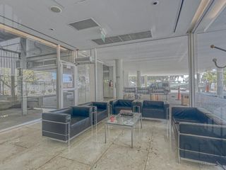 Foto 21 de Formidable Oficina corporativa en Block 1700 m2 AMOBLADA - CATEGORÍA 32 cocheras