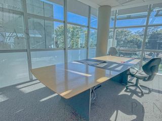 Foto 11 de Formidable Oficina corporativa en Block 1700 m2 AMOBLADA - CATEGORÍA 32 cocheras