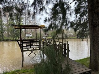 Foto 3 de Casa en  venta en el Delta de Tigre sobre Río Espera