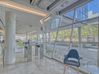 Foto 6 de Alquiler Piso corporativo en Vicente López Oficina amoblada AAA Categoría 16 cocheras