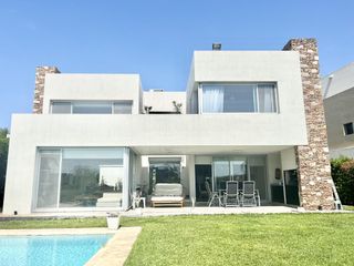 Foto 12 de Casa - Los Alisos