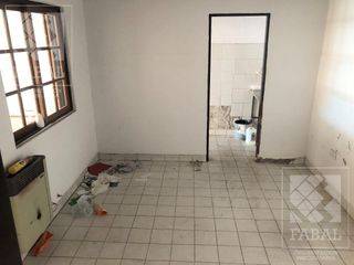 Foto 8 de Local venta sobre Ruta 22, barrio Belgrano, con 330 m2 cubiertos y terreno de 10 x 33