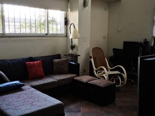 Foto 8 de CASA 4 AMBIENTES CON PILETA - LOMAS ESTE