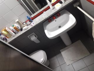 Foto 5 de CASA 4 AMBIENTES CON PILETA - LOMAS ESTE