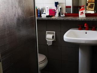 Foto 6 de CASA 4 AMBIENTES CON PILETA - LOMAS ESTE