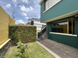 Foto 1 de Departamento en casa independiente adecuado para Oficina en alquiler