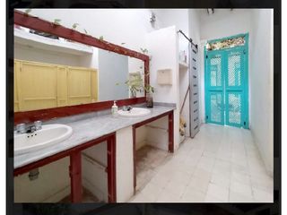 Foto 19 de ESPECTACULAR CASA EN EL CENTRO HISTÓRICO DE SANTA MARTA
