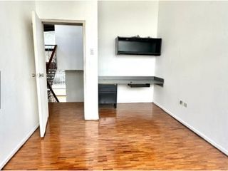 Foto 4 de El Bosque, Casa Comercial en Renta, 180m2, 6 Ambientes