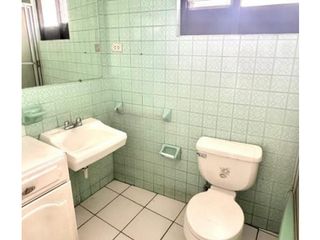 Foto 10 de El Bosque, Casa Comercial en Renta, 180m2, 6 Ambientes