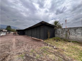 Foto 11 de Valle De Los Chillos, Galpón en Renta, 500m2, 10 Ambientes