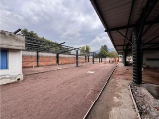Foto 5 de Valle De Los Chillos, Galpón en Renta, 500m2, 10 Ambientes