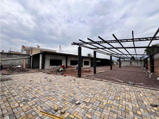 Foto 3 de Valle De Los Chillos, Galpón en Renta, 500m2, 10 Ambientes