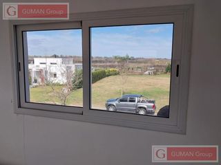 Foto 15 de CASA EN VENTA 3 DORMITORIOS -GALERIA PARRILLA .PILETA COCHERA JARDIN