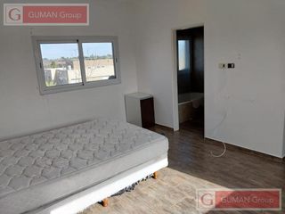 Foto 24 de CASA EN VENTA 3 DORMITORIOS -GALERIA PARRILLA .PILETA COCHERA JARDIN