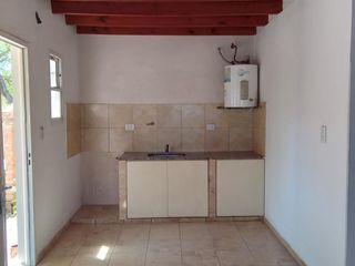 Foto 2 de Casa - Barrio Los Troncos, Merlo SL.