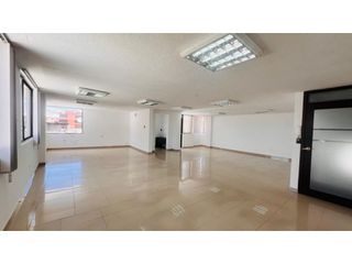 Foto 8 de Quito Tenis, Oficina en Renta, 150m2, 5 Ambientes