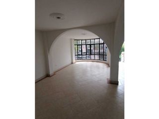 Foto 12 de Venta Casa Trifamiliar Edificio Rentando Las Delicias Norte Cali (VT)