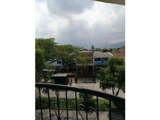 Foto 25 de Venta Casa Trifamiliar Edificio Rentando Las Delicias Norte Cali (VT)