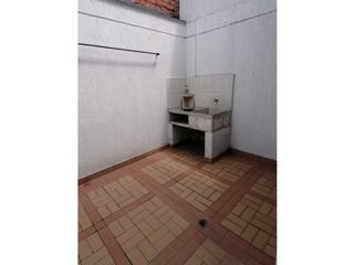 Foto 20 de Venta Casa Trifamiliar Edificio Rentando Las Delicias Norte Cali (VT)
