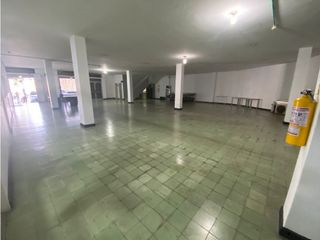 Foto 16 de Local - Oficina  en Arriendo Via 40