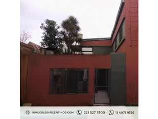 Foto 13 de Venta Casa al Frente y 1 al Fondo  - 517 entre 4 y 5