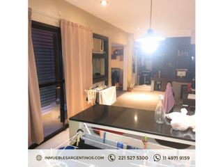 Foto 5 de Venta Casa al Frente y 1 al Fondo  - 517 entre 4 y 5