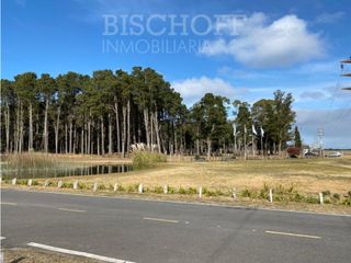 Foto 3 de VENTA AL POZO EN VILLA ROBLES MELITON BOSQUES