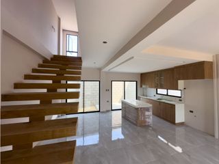 Foto 10 de CASAS MODERNAS EN CONJUNTO PRIVADO | ALTAGRACIA, MANTA