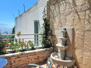 Foto 13 de Venta Departamento Dúplex con amplio Patio, Urb. Sierra del Moral