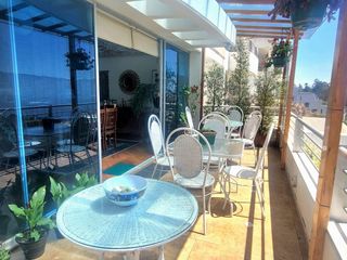 Foto 6 de Venta Departamento Dúplex con amplio Patio, Urb. Sierra del Moral