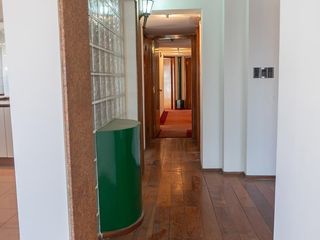 Foto 7 de NUEVA CORDOBA - HIPOLITO IRIGOYEN Nº 584 - PISO CATEGORIA!