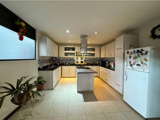 Foto 8 de SE VENDE O SE ARRIENDA MAGNFICA CASA EN CAMINO DE PUEBLO VIEJO COTA