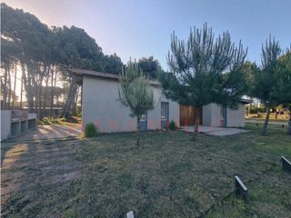 Foto 1 de CASA EN ALQUILER EN PINAMAR PARA 6 PERSONAS - ICARO 1340