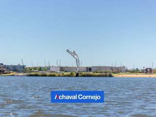 Foto 23 de VENTA Casa una planta en Vistas, Puertos (3 dormitorios, dependencia y pileta)