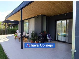 Foto 17 de VENTA Casa una planta en Vistas, Puertos (3 dormitorios, dependencia y pileta)