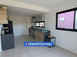 Foto 7 de VENTA Casa una planta en Vistas, Puertos (3 dormitorios, dependencia y pileta)