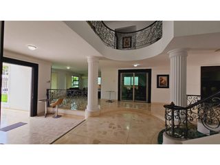 Foto 2 de VENTA CASA DE LUJO EN VILLA SANTOS