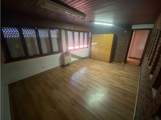 Foto 6 de Chalet 5 ambientes en Venta - Chauvin